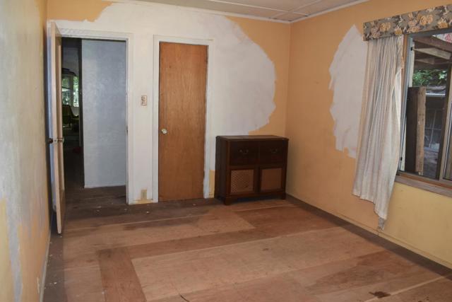 10158 E Zayante Road, Felton CA: https://media.crmls.org/mediaz/5e5bfe52-ec75-4e8c-8d36-00530e891bc8.jpg