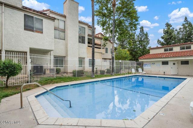 3390 Darby Street, Simi Valley CA: https://media.crmls.org/mediaz/5e5c93b2-8c40-48bd-85ca-d5e91ee163f6.jpg