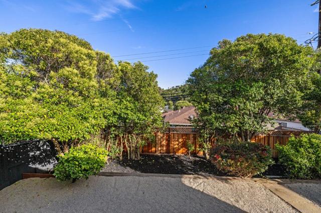 515 Helen Drive, Millbrae CA: https://media.crmls.org/mediaz/5e5d5065-e511-42fe-9b62-2ba70219c57d.jpg