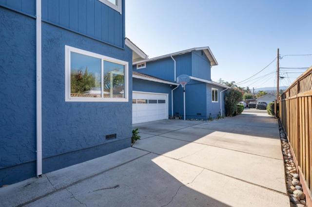 1035 Valota Road, Redwood City CA: https://media.crmls.org/mediaz/5e5d5291-1d94-415d-a076-78d21c6f87b4.jpg