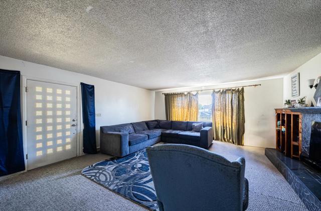 225 Carmel Avenue, Marina CA: https://media.crmls.org/mediaz/5e5e5178-1f97-4dff-afce-f5bdbe2e5c6c.jpg