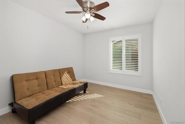 12866 SUMMERFIELD LN, Poway CA: https://media.crmls.org/mediaz/5e5e7a39-0f72-425e-b868-1ebf5fdd9521.jpg