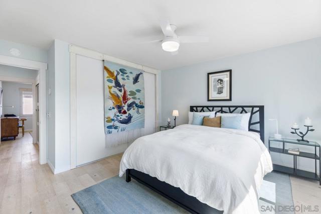902 Caminito Madrigal, Carlsbad CA: https://media.crmls.org/mediaz/5e60dc5e-9372-46e9-8904-4526e0791af0.jpg