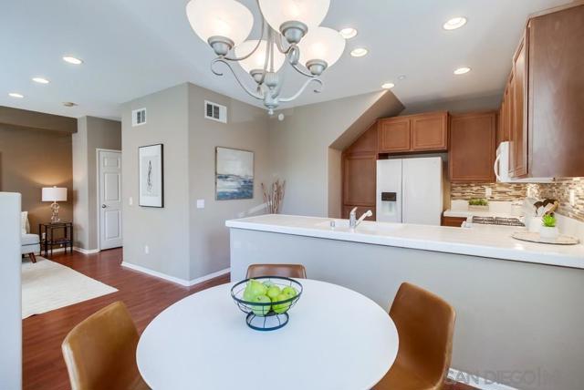16915 HUTCHINS LANDING, San Diego CA: https://media.crmls.org/mediaz/5e613b6a-8e41-44dd-b512-b3bcf25c63f2.jpg