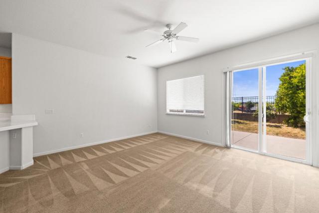4700 Coppola Circle, Elk Grove CA: https://media.crmls.org/mediaz/5e6161ba-c873-4126-a133-73f7ee23d880.jpg