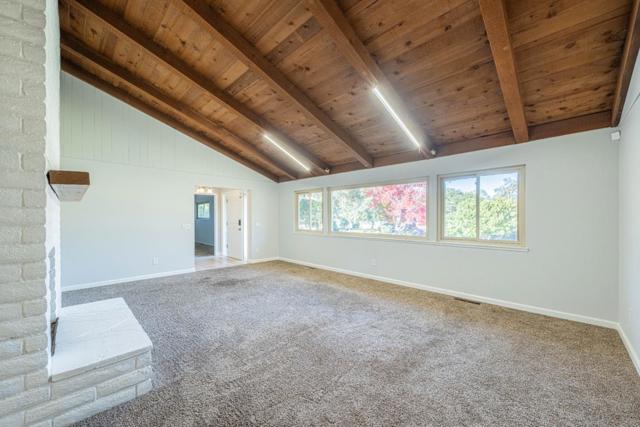11745 Tam Oshanter Drive, Salinas CA: https://media.crmls.org/mediaz/5e61aa95-bf9a-4403-8763-1272a49c358e.jpg