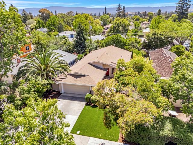 3210 South Court, Palo Alto CA: https://media.crmls.org/mediaz/5e61d0ad-333c-442a-aecc-2c1f709b042f.jpg