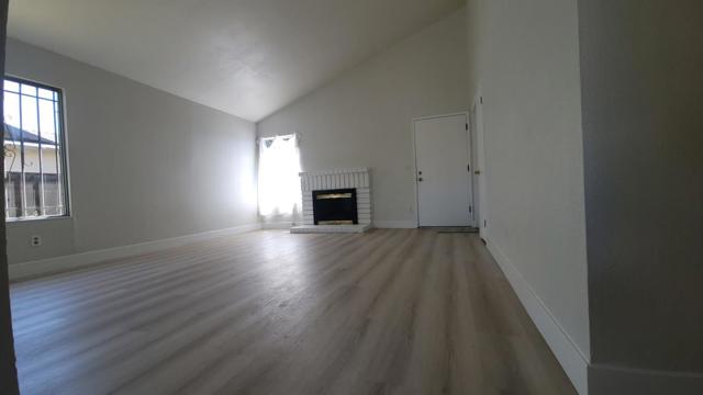 1715 Calle De Plata, San Jose CA: https://media.crmls.org/mediaz/5e620a20-fd0e-4f21-a780-3c21d6ae4169.jpg