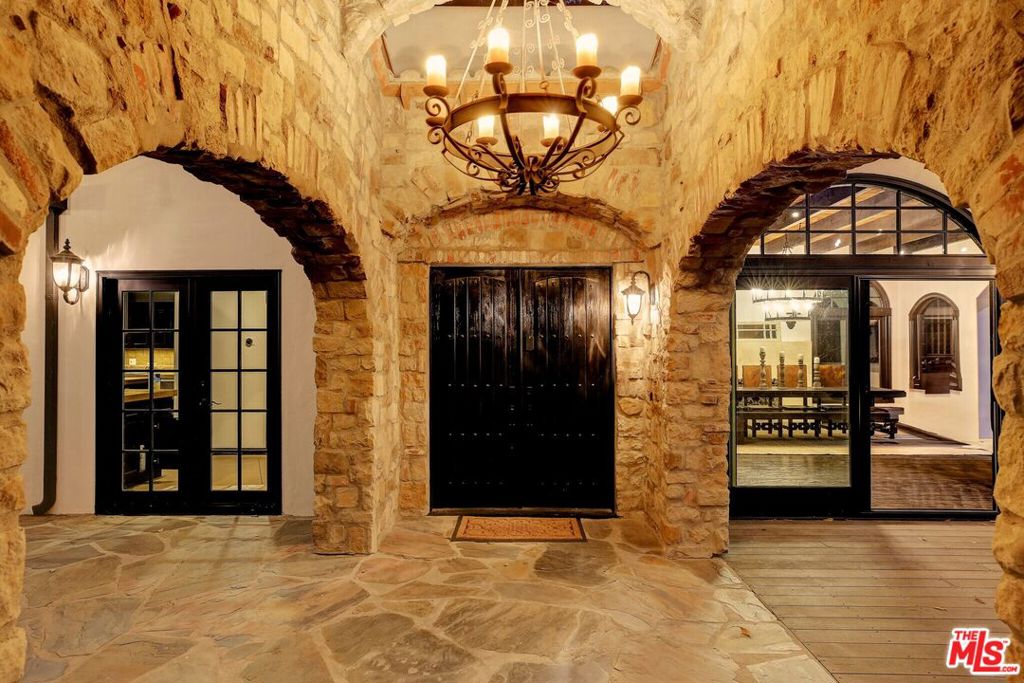 MLS #25626351 image #19