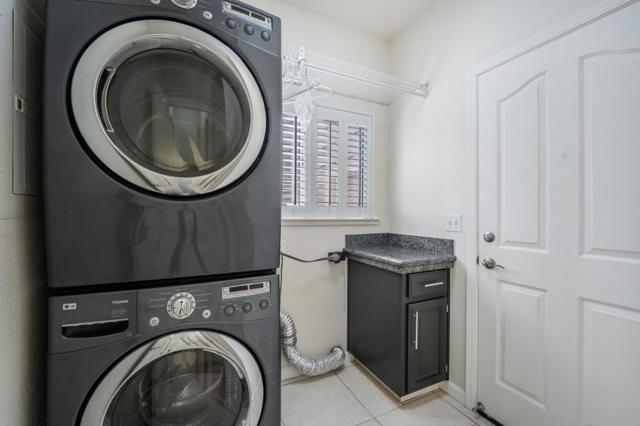 17440 Calle Mazatan, Morgan Hill CA: https://media.crmls.org/mediaz/5e624f8e-ad3f-4c7d-a6c8-a7eb5c19b3da.jpg