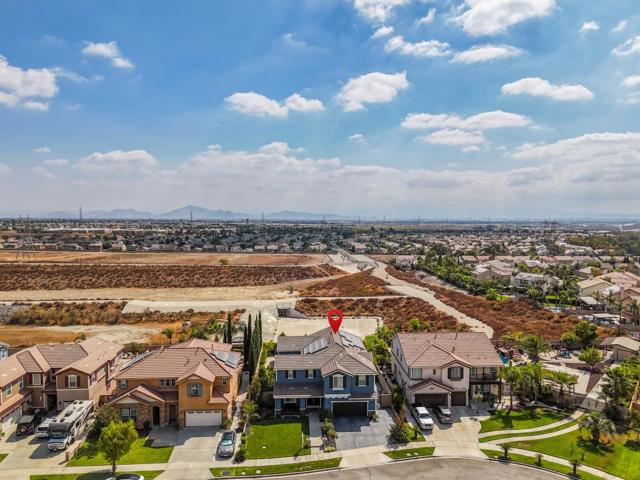 15003 Sagegrove Lane, Fontana, California 92336, 4 Bedrooms Bedrooms, ,3 BathroomsBathrooms,Single Family Residence,For Sale,Sagegrove,ML81980792