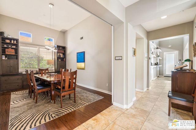 2985 Searchlight Lane, Palm Springs CA: https://media.crmls.org/mediaz/5e630639-01d5-4b47-8caf-c8744306fe71.jpg