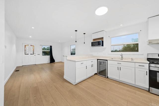 Detail Gallery Image 3 of 50 For 1948 E 16th St, National City,  CA 91950 - 3 Beds | 2 Baths