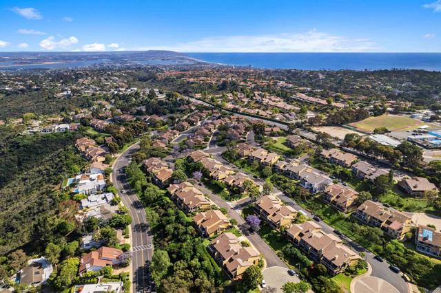 6635 Caminito Scioto, La Jolla CA: https://media.crmls.org/mediaz/5e644efc-bb52-416f-8648-1a578d8f2891.jpg
