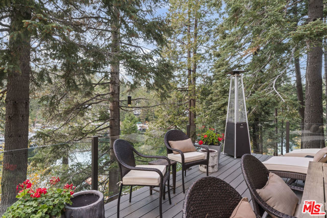 161 Rocky Point Road, Lake Arrowhead CA: https://media.crmls.org/mediaz/5e649d02-a29e-4b28-a8ec-70e2922123e3.jpg