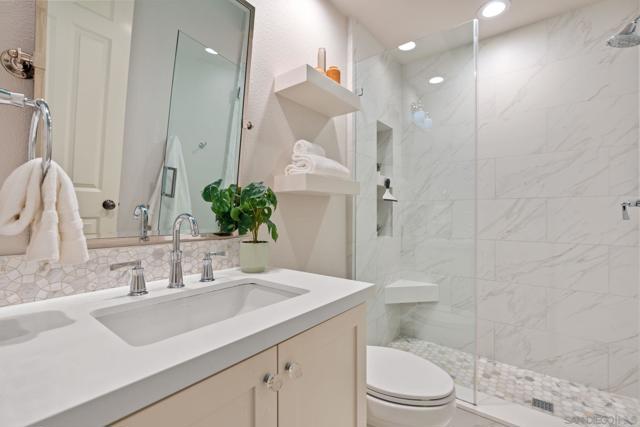 2848 Camino Serbal, San Diego CA: https://media.crmls.org/mediaz/5e64efb3-494b-49bc-9829-4b7aef57149f.jpg