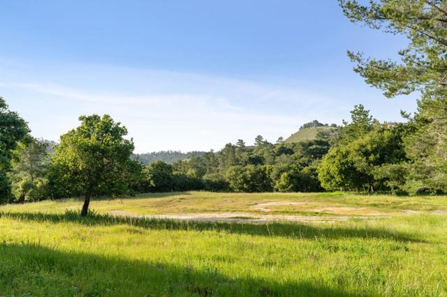 23 Tehama (Homesite 40), Carmel CA: https://media.crmls.org/mediaz/5e657481-2f51-4f59-8945-9cf06549cdee.jpg