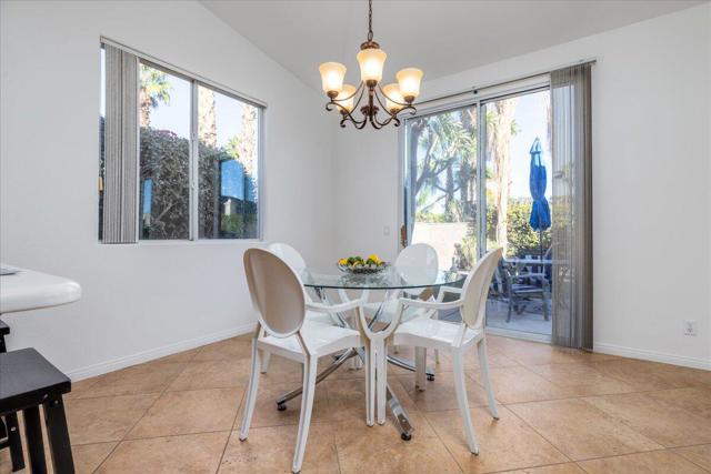 79030 Ladera Drive, La Quinta CA: https://media.crmls.org/mediaz/5e65e555-9e17-47ab-8368-c81addffcc3e.jpg