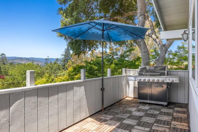 22 Quien Sabe Road, Scotts Valley CA: https://media.crmls.org/mediaz/5e65fade-5991-4f94-ae5e-8307e6f6f748.jpg
