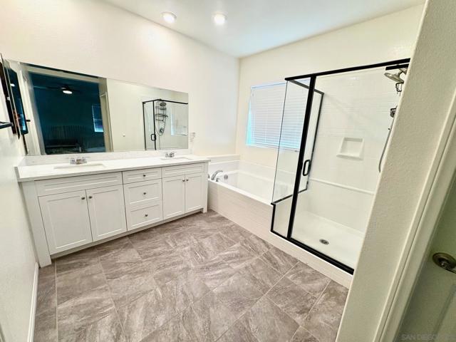 32757 Marin fields, Winchester CA: https://media.crmls.org/mediaz/5e65ffb2-99c7-475e-9626-6d7f946d1fb9.jpg