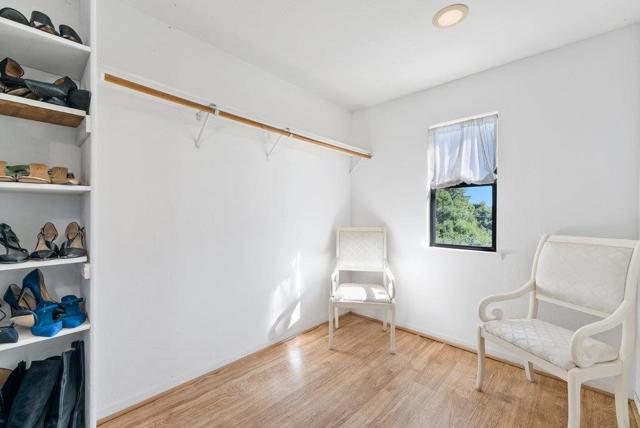 500 Valencia School Road, Aptos CA: https://media.crmls.org/mediaz/5e6722ea-850f-4656-a64f-32510643289c.jpg