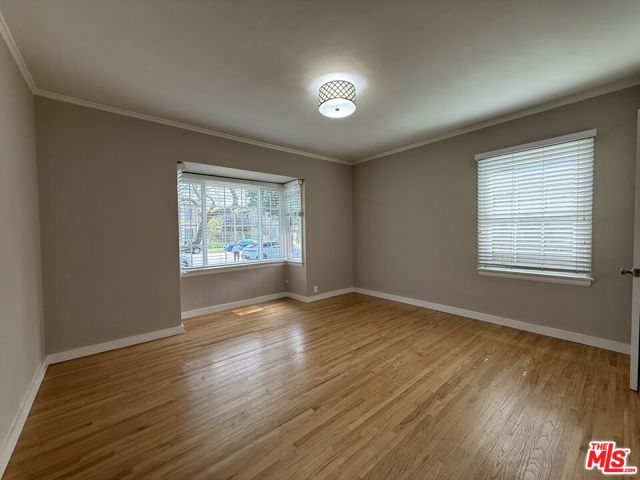 11293 Brookhaven Avenue, Los Angeles CA: https://media.crmls.org/mediaz/5e6736ba-a8f0-482e-a024-2564658ecbad.jpg