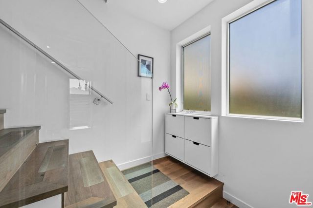 3623 1/2 S Centinela Avenue, Los Angeles CA: https://media.crmls.org/mediaz/5e6759c9-79f1-455c-8684-dbccf1077421.jpg