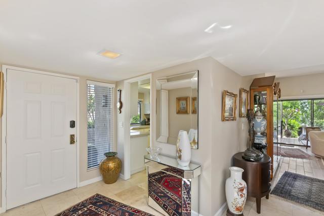 72416 Sommerset Drive, Palm Desert CA: https://media.crmls.org/mediaz/5e680951-795c-4a2b-8058-0e2d1485e019.jpg