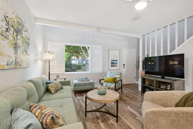 Detail Gallery Image 6 of 42 For 5205 W Wooley Rd #2,  Oxnard,  CA 93035 - 2 Beds | 1/1 Baths