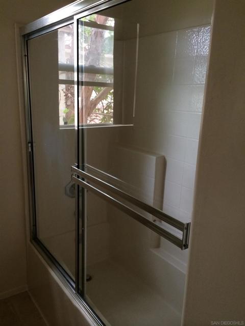 821 Verin Lane, Chula Vista CA: https://media.crmls.org/mediaz/5e693ee5-c3fe-4176-9f31-7dca34ae41b7.jpg