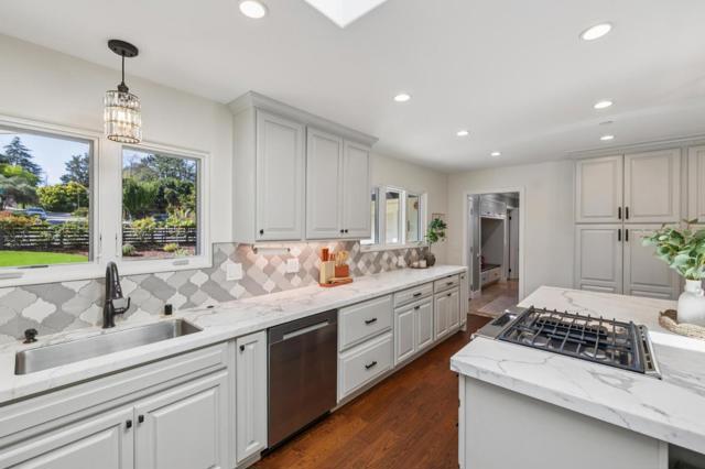 830 Monte Rosa Drive, Menlo Park CA: https://media.crmls.org/mediaz/5e69cece-95f4-4f72-944e-409b14c80183.jpg