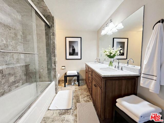 Drew Fenton | 289 S Barrington Avenue Los Angeles CA | MLS: 7450372 Drew Fenton | 289 S Barrington Avenue Los Angeles CA | MLS: 7450372