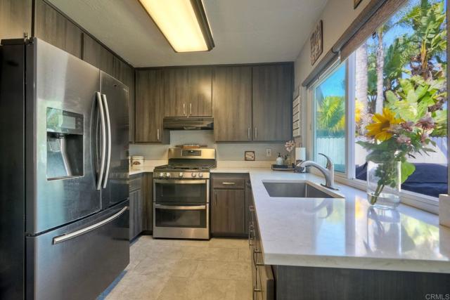 Detail Gallery Image 15 of 37 For 1679 Palomar Dr, San Marcos,  CA 92069 - 4 Beds | 2 Baths