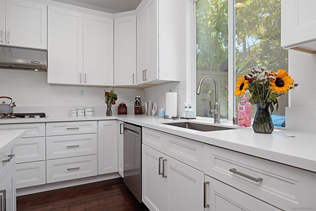 MLS #250043082SD image #11