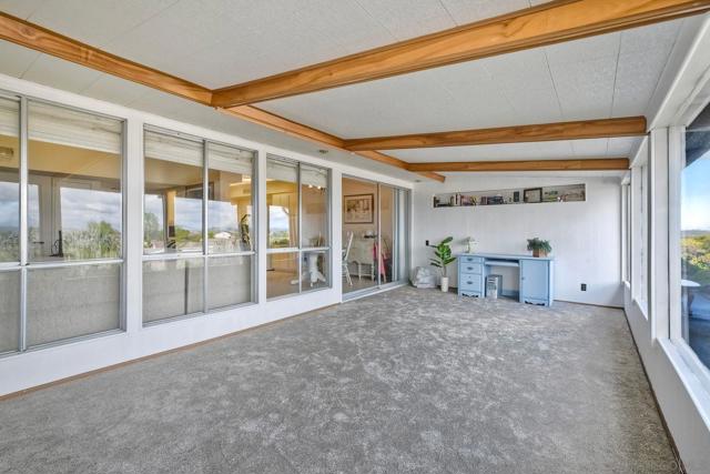 3660 Vista Campana N, Oceanside CA: https://media.crmls.org/mediaz/5e6bf100-039e-4a48-9e03-c1e81933f0f8.jpg