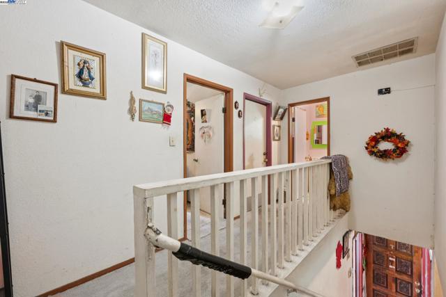 1018 Gilman Ave, San Francisco CA: https://media.crmls.org/mediaz/5e6c4b2d-9cfa-47e4-a137-29c7469c6485.jpg