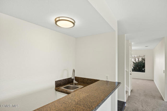 139 Los Padres Drive, Westlake Village CA: https://media.crmls.org/mediaz/5e6d9289-bfd5-47a8-a37a-a94939512eb0.jpg