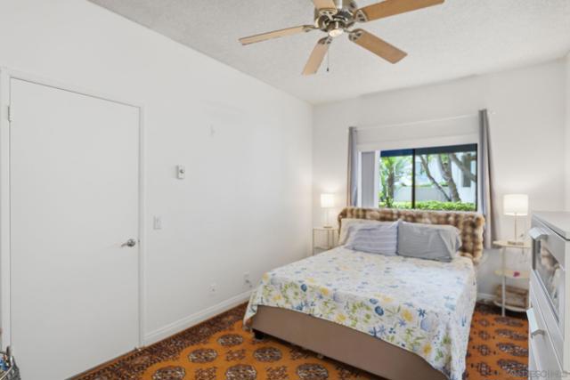 8310 Regents Rd, San Diego CA: https://media.crmls.org/mediaz/5e6e05b2-c6de-4139-8ed4-071073967e8c.jpg