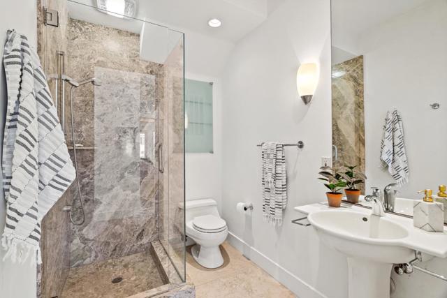 108 Benito Avenue, La Selva Beach CA: https://media.crmls.org/mediaz/5e6e8604-e46f-4844-be44-088900e2306b.jpg