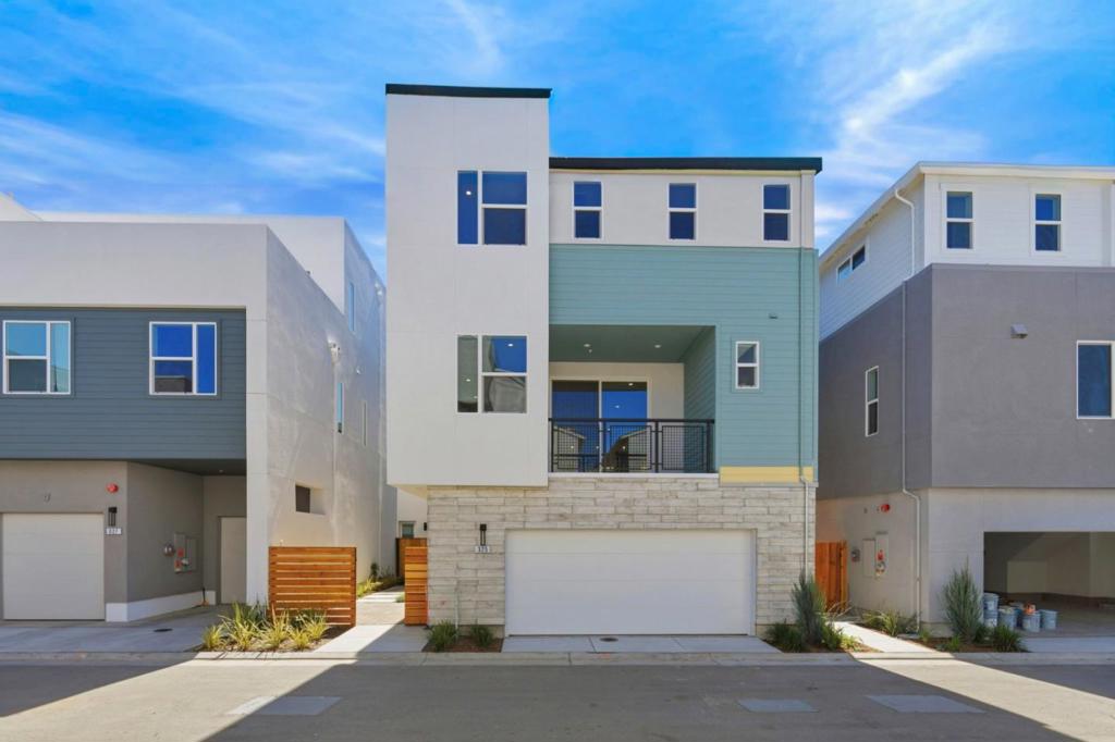 536 Khaki Court
