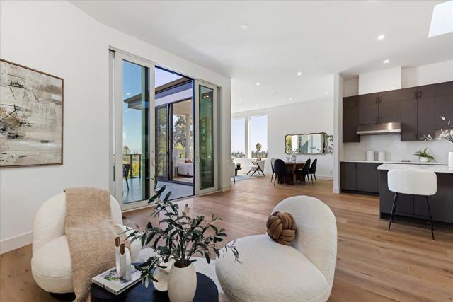 61 HILLTOP Drive, San Carlos CA: https://media.crmls.org/mediaz/5e6ff715-f46f-461f-80fb-8d6f2f057767.jpg