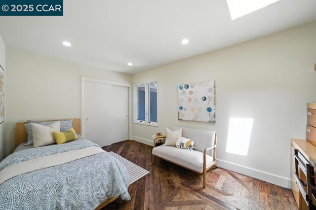 1341 Juanita Dr, Lafayette CA: https://media.crmls.org/mediaz/5e706fcd-f27d-43b5-9533-81ba7a58c1c9.jpg
