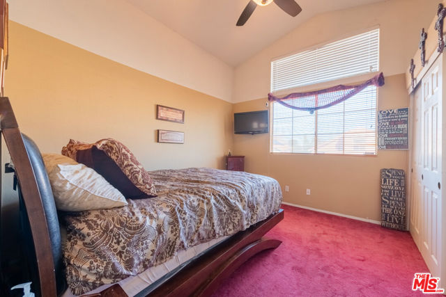 3626 W Avenue J2, Lancaster CA: https://media.crmls.org/mediaz/5e718bd5-3833-4c82-b80b-4b472cc89a9f.jpg