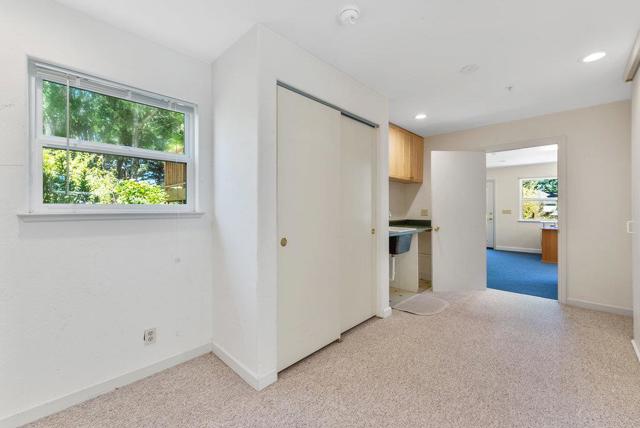 825 Skyward Drive, Aptos CA: https://media.crmls.org/mediaz/5e71ed55-3a7f-4682-ac57-e9dc62a70ca3.jpg