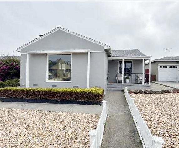 111 Rockwood Drive, South San Francisco CA: https://media.crmls.org/mediaz/5e7296d5-85ca-4007-bbff-63653e4aa6a7.jpg