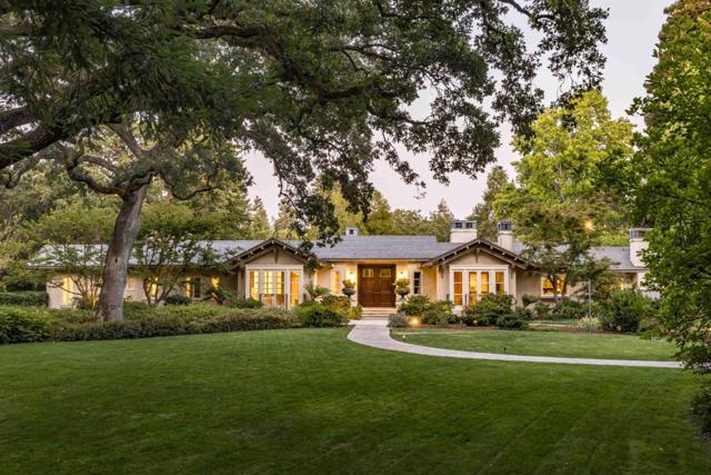 188 Fair Oaks Lane, Atherton CA: https://media.crmls.org/mediaz/5e72a472-b576-4f7a-9f77-7378bb16c68b.jpg