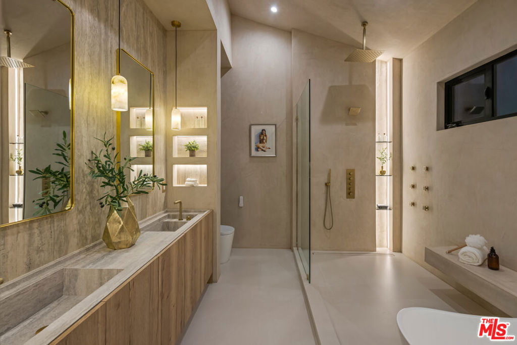 MLS #25622097 image #24