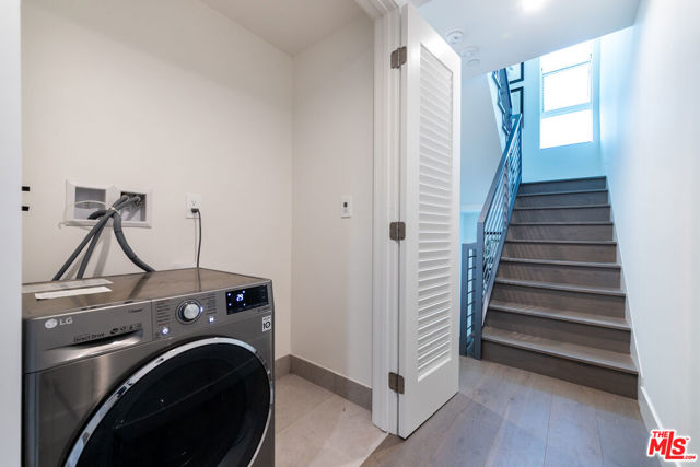 1951 Manning Avenue, Los Angeles CA: https://media.crmls.org/mediaz/5e7451df-49e3-4957-8dc9-66e05aedf1e3.jpg