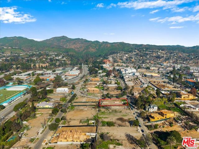 15516 Bowdoin Street, Pacific Palisades CA: https://media.crmls.org/mediaz/5e749653-222c-4d7b-8c81-0b25b075b242.jpg