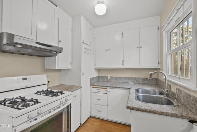 Detail Gallery Image 16 of 24 For 1268 Mentone Ave, Pasadena,  CA  - – Beds | – Baths